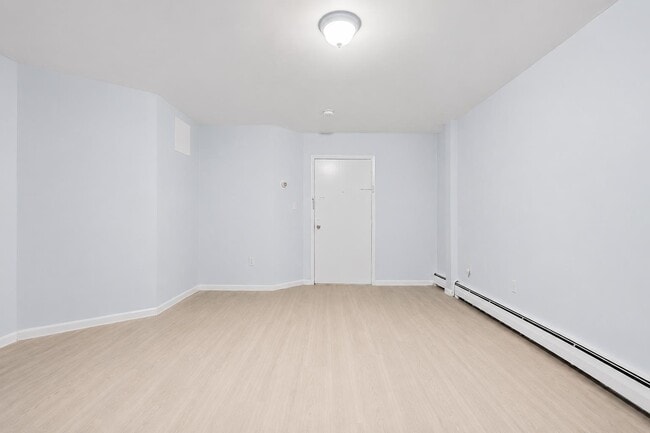 Photo - 406 7th St