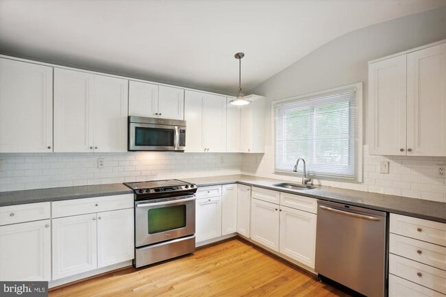 Photo - 8206 Stone Trail Dr