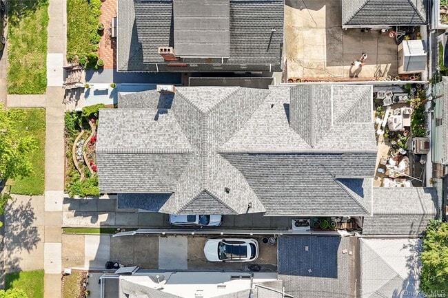 Photo - 148-19 87th Ave