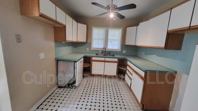 Photo - 2320 Mellwood Ave