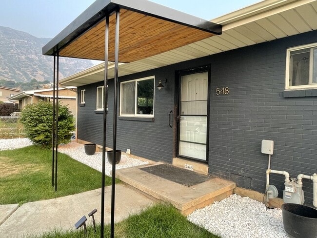 Photo - 548 E 3400 N