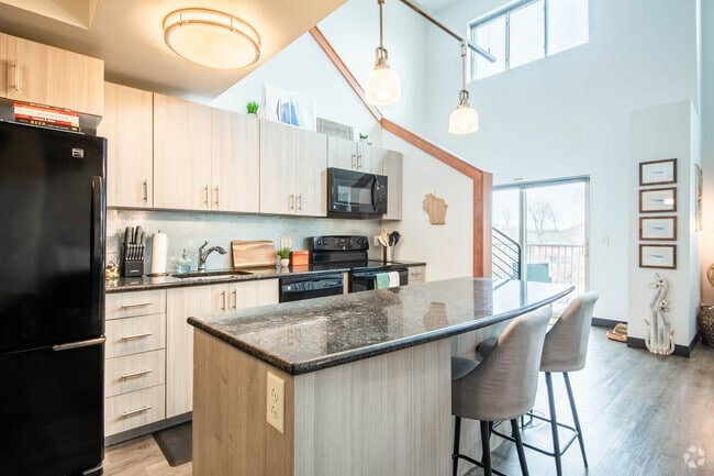 2 Bedroom, 2 Bathroom + Den Kitchen
