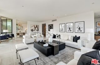 Photo - 300 N Swall Dr