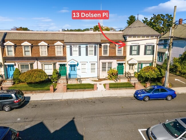 Photo - 13 Dolsen Pl Casa