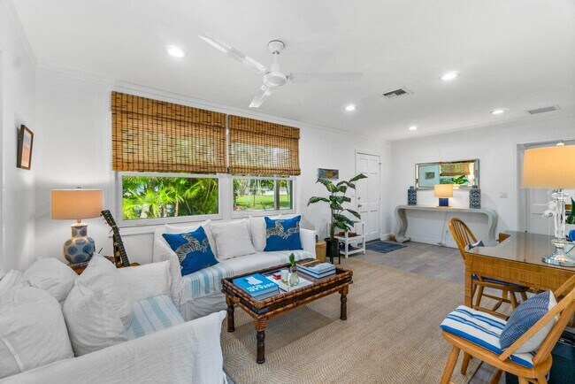 Photo - 210 Debra Ln