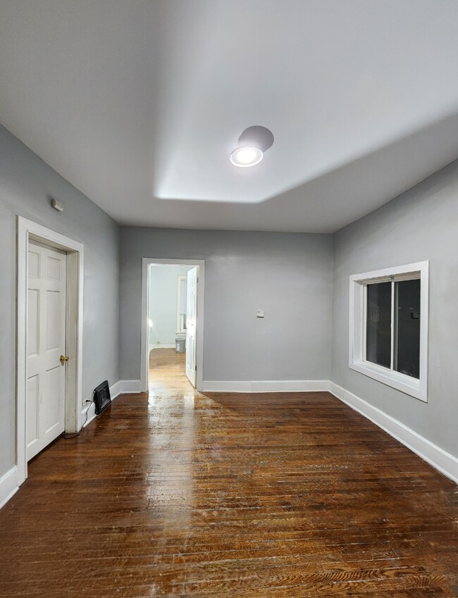 Photo - 311 S 3rd St