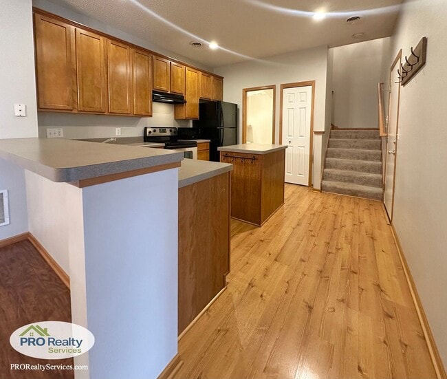 Photo - 2 Bedroom Updated Townhome