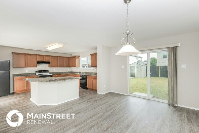 Photo - 8536 Star Thistle Dr