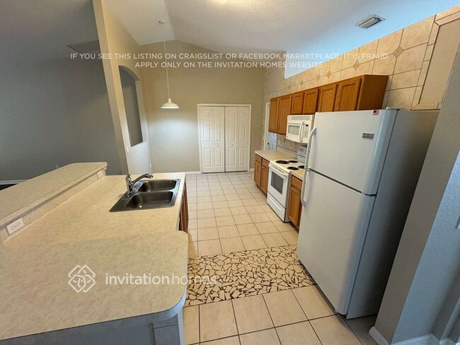 Photo - 25026 Palisade Rd