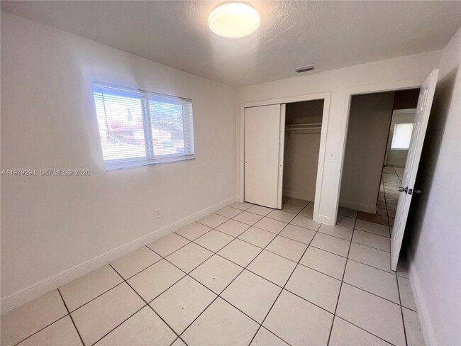 Photo - 5600 NW 15th St Unit 9