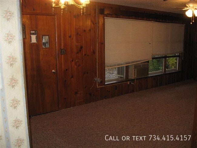 Photo - 2866 Golfside Rd