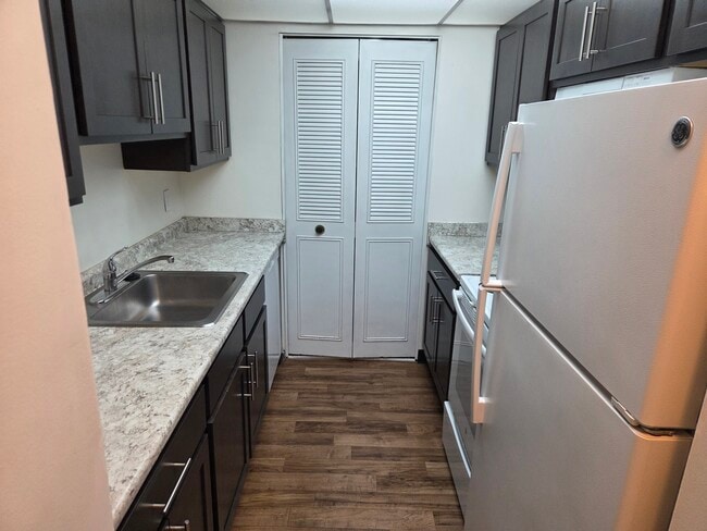 Building Photo - 70 Webster St Unit 112