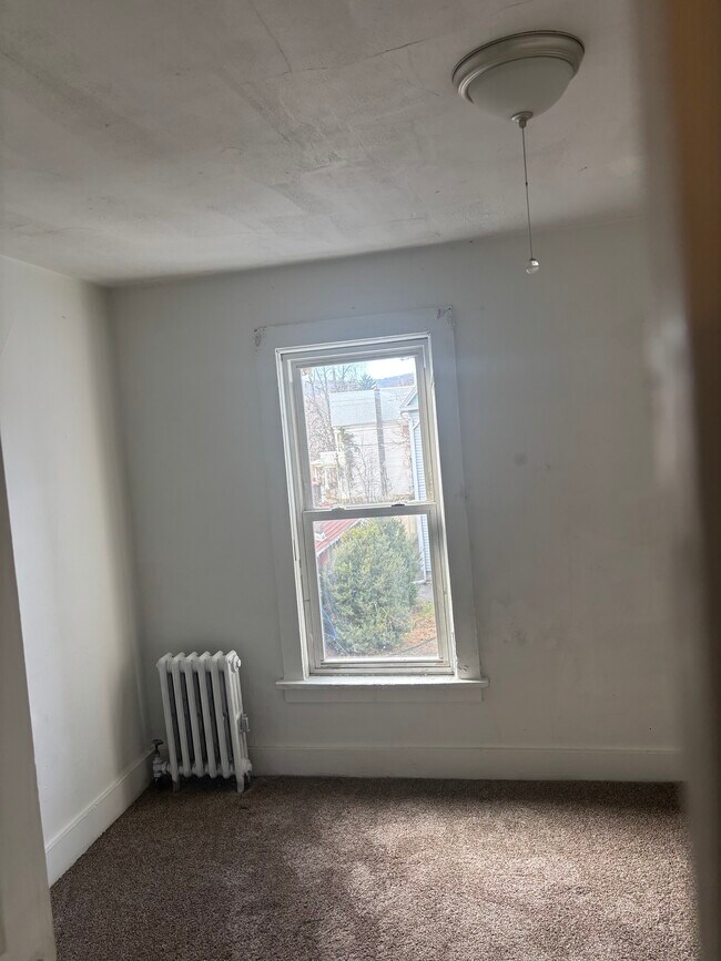 Photo - 312 Rutter Ave