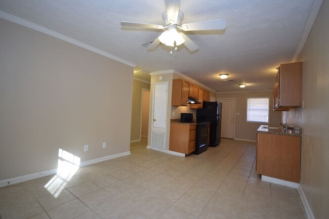 Photo - 132 Wilson St Unit Apartment 3C