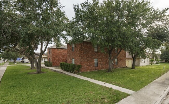1918 Angus St Unit 3