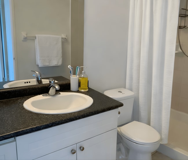 Photo - Richmond Hill Apartments