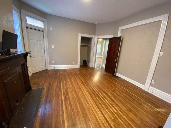 Photo - 68 W 9th Ave Unit ABCD