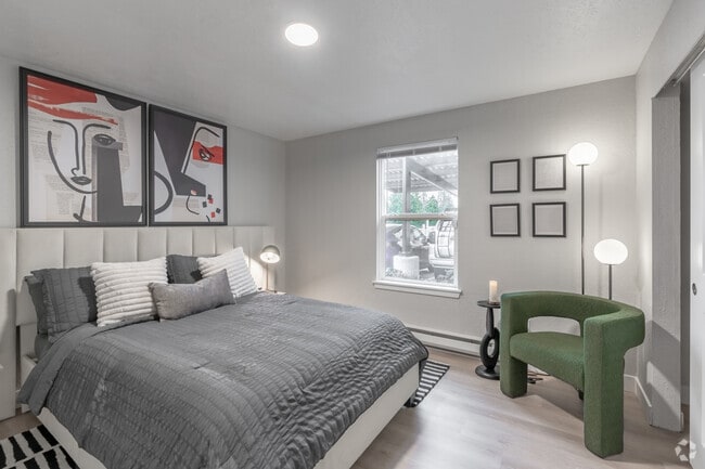 1BR, 1BA - 750SF - Bedroom