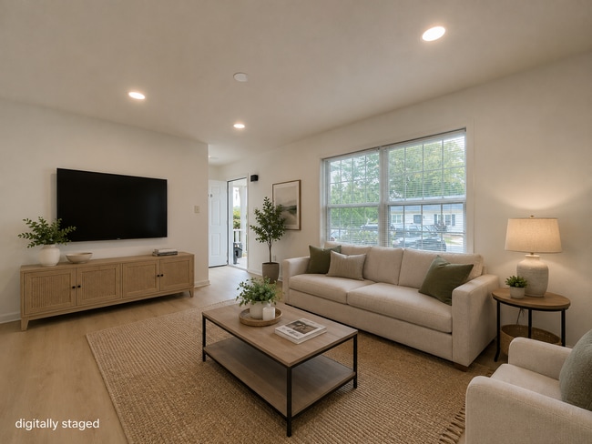 Photo - 100 Gibson Park Dr