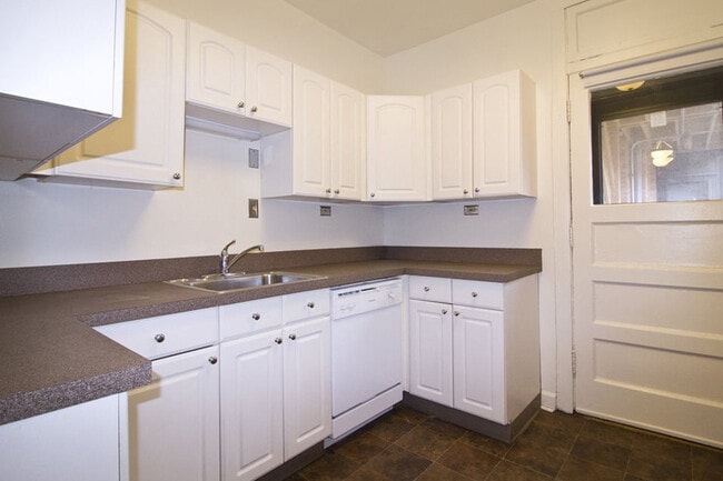 Cocina - 5409 S. Blackstone