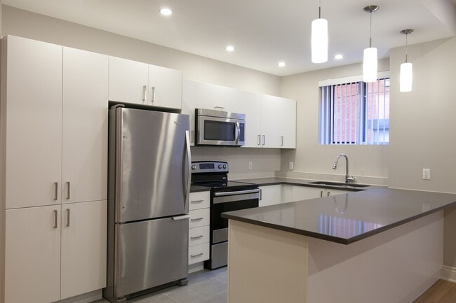 Photo - 3421 Rue Drummond Unit 1