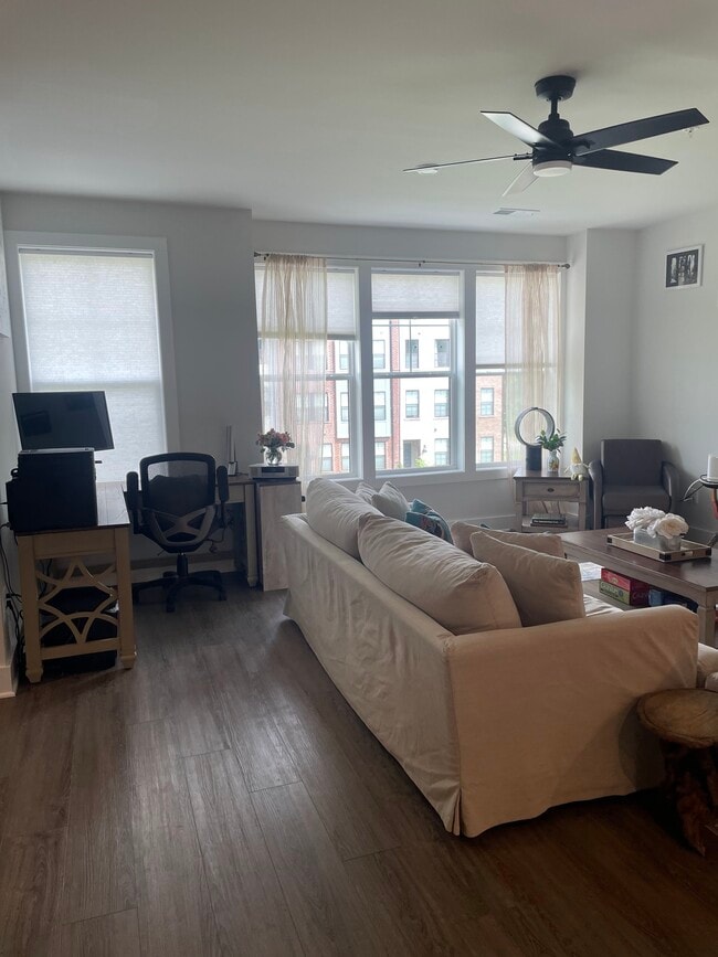 Photo - 526 Greybull Walk Unidad B