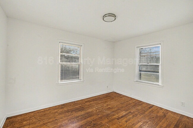 Photo - 7412 Bellefontaine Ave
