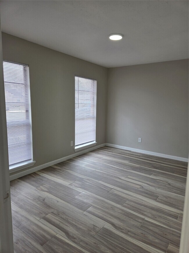 Photo - 527 Tara Plantation Dr