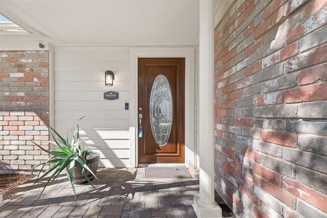 Building Photo - 1506 Apple Park Dr