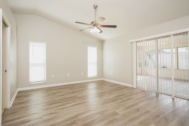 Photo - 7530 Gunstock Dr