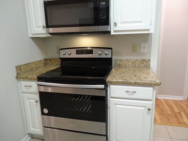 Photo - 864 Augusta Dr Unit 208