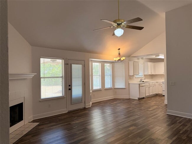2202 Corbin Way