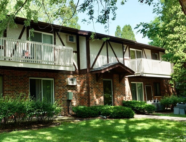 Photo - Newly Remodeled 2-Bedroom Apartment in Ore... Unit 221-07