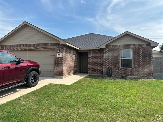 Building Photo - 5717 Foxfire Dr Rental
