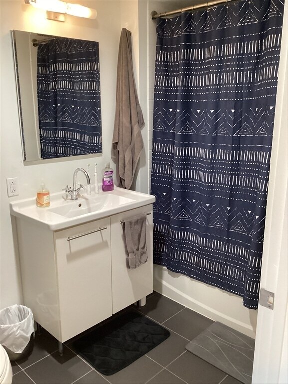 Photo - 2 Earhart St