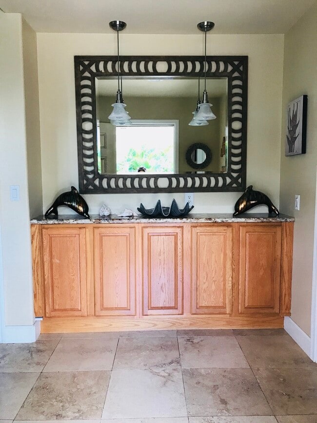 Photo - 84-239-239 Farrington Hwy House