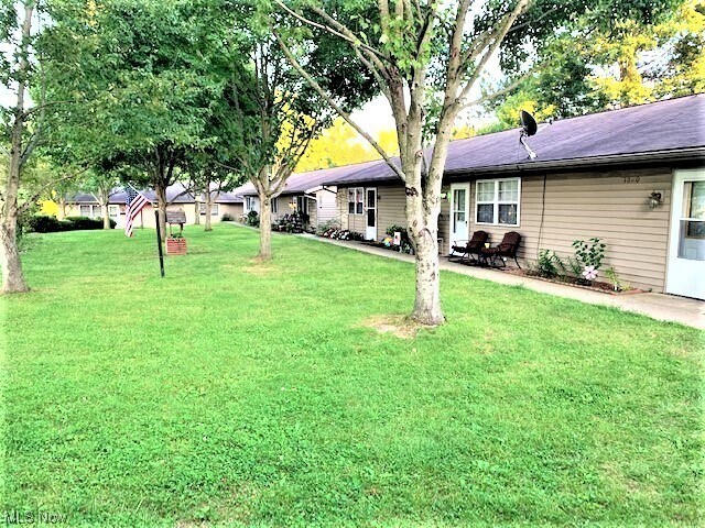 Photo - 1820 Adams Ln Unit 2