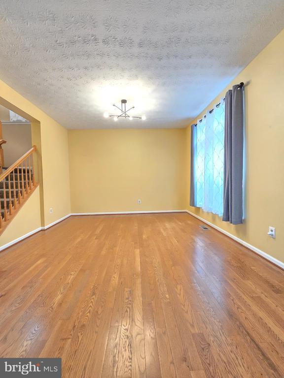 Photo - 160 Leeds Creek Cir