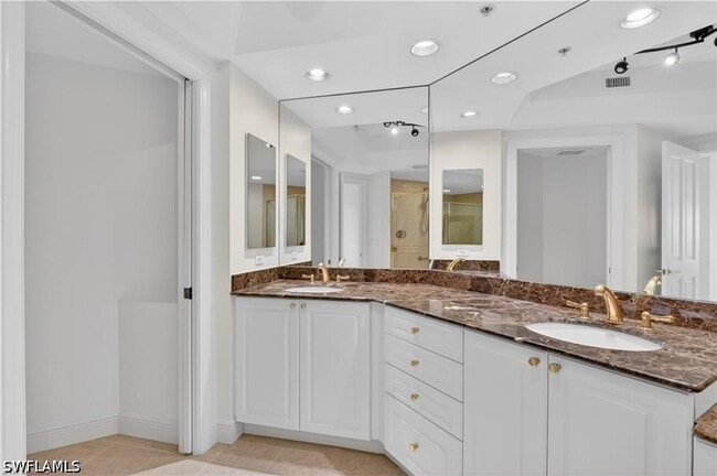 Building Photo - 1060 Borghese Ln Unit 1005