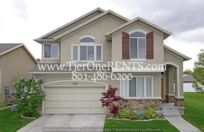 Building Photo - NO DEPOSIT option available for qualified renters!