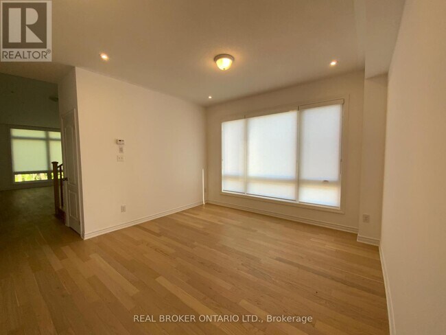 Photo - 139 Marina Village Dr