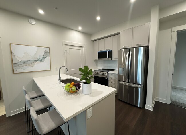 Building Photo - 5382-200 200 St