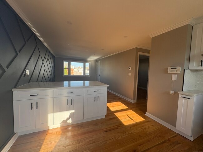 Photo - 56 Victor St