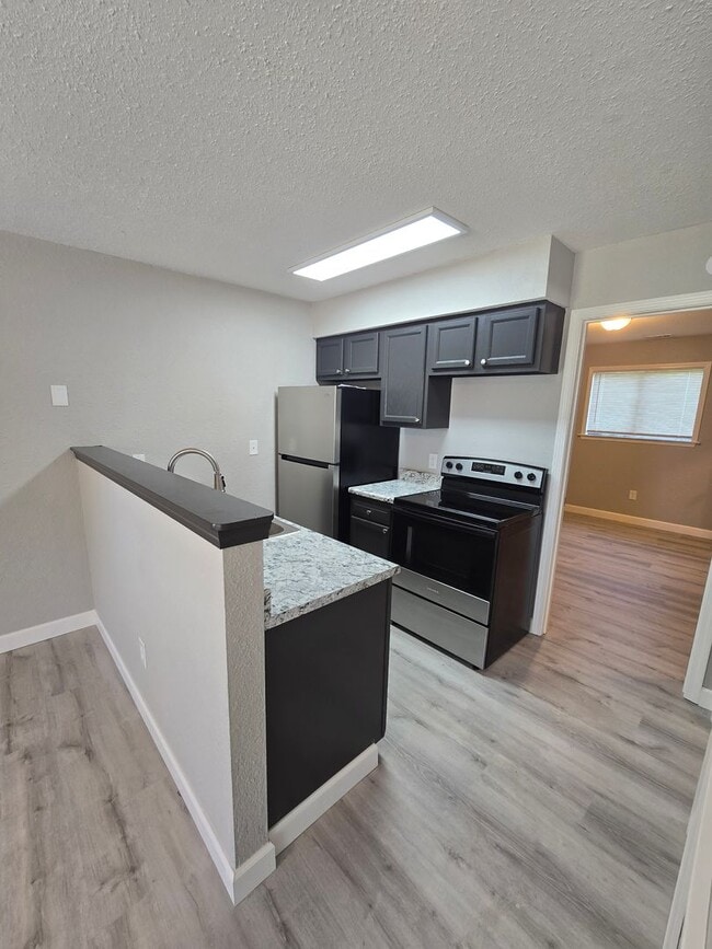 Photo - 1 Bedroom 1 Bathroom Apartment! Unidad 29 Osage Ridge Rd #5