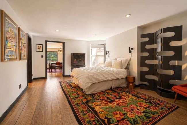 7 E 129th St Unit SI ID1330812P