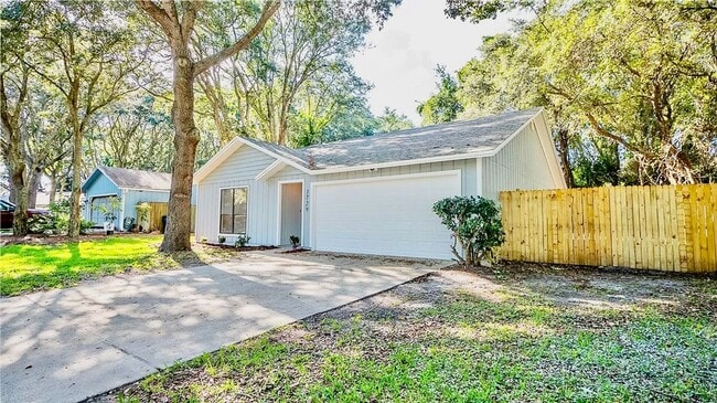 Photo - 1729 Crescent Rd