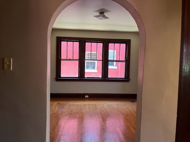 Photo - 2021 Scott St Unit 2021 Scott Blvd. Apt.1