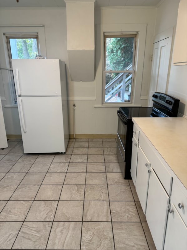 Photo - 4XX Leggett St