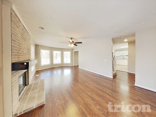 Photo - 145 Wispy Willow Dr