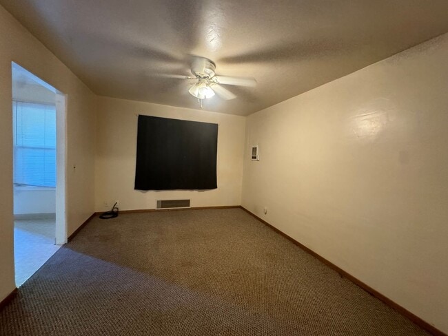 Photo - SIND226 Unit SIND226-1